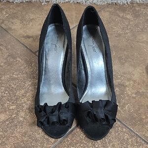 Elegant Black Women's Shoes